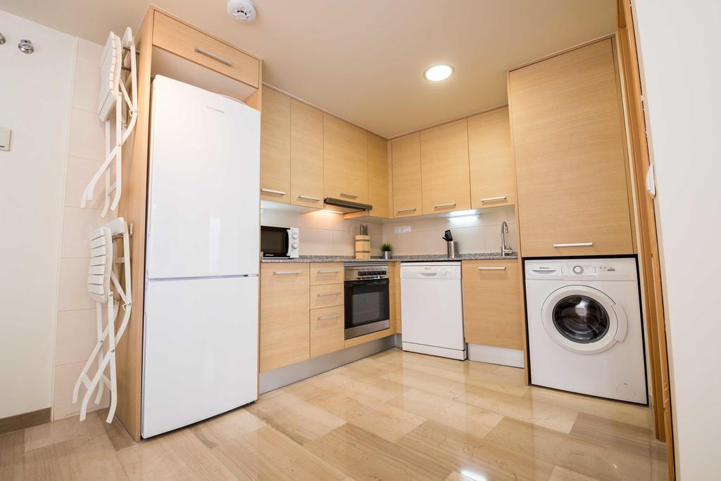 Apartaments Peronel.La Lleida Exteriör bild