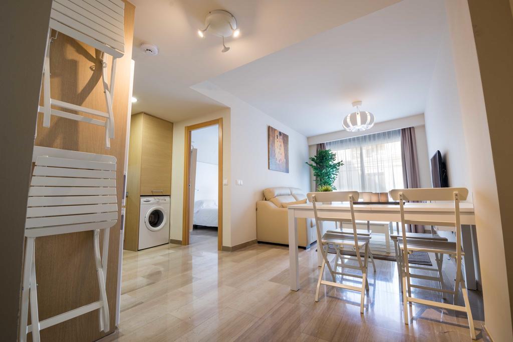 Apartaments Peronel.La Lleida Exteriör bild